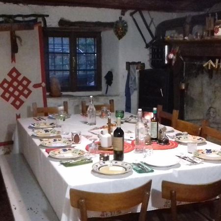 Agriturismo Cascina Gervasoni San Giovanni Bianco Eksteriør billede