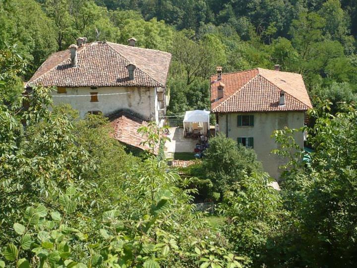Agriturismo Cascina Gervasoni San Giovanni Bianco Eksteriør billede